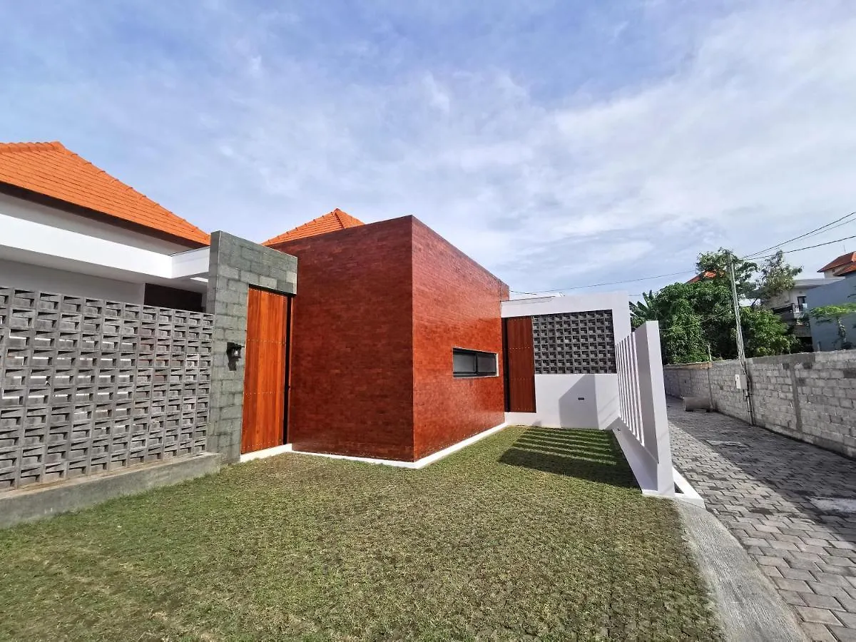 Villa Anoli - 3 Chambres - Centre De Seminyak Ινδονησία