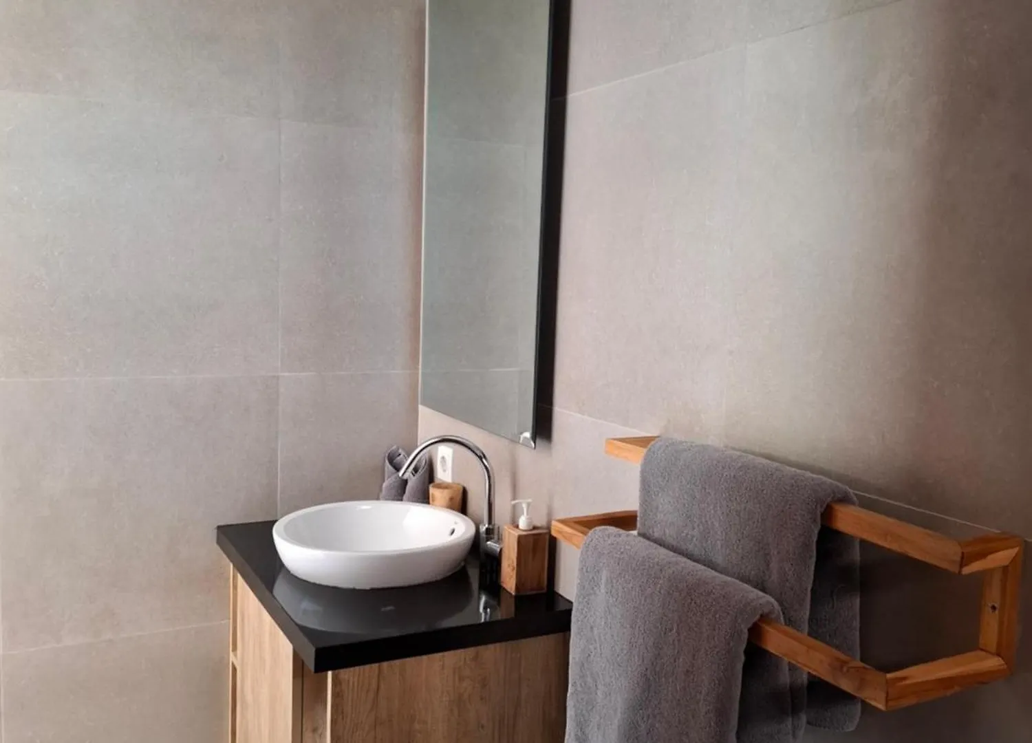 Villa Anoli - 3 Chambres - Centre De Seminyak 0*, Σεμινιάκ