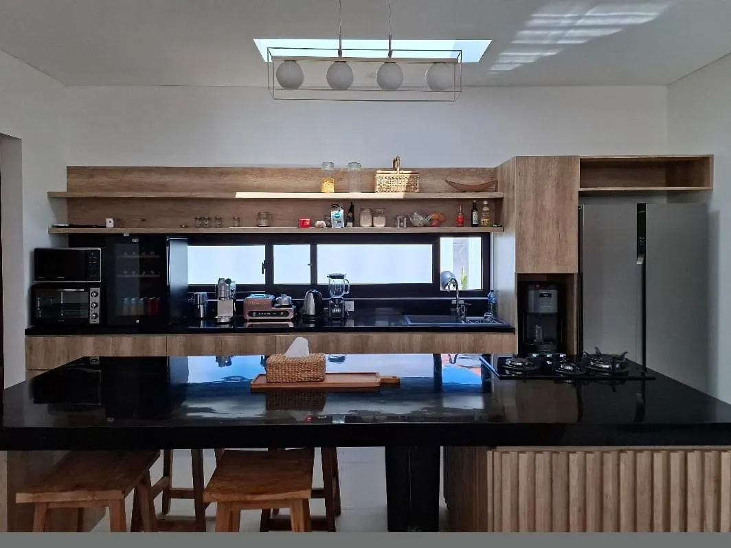 Villa Anoli - 3 Chambres - Centre De Seminyak 0*, Σεμινιάκ Ινδονησία