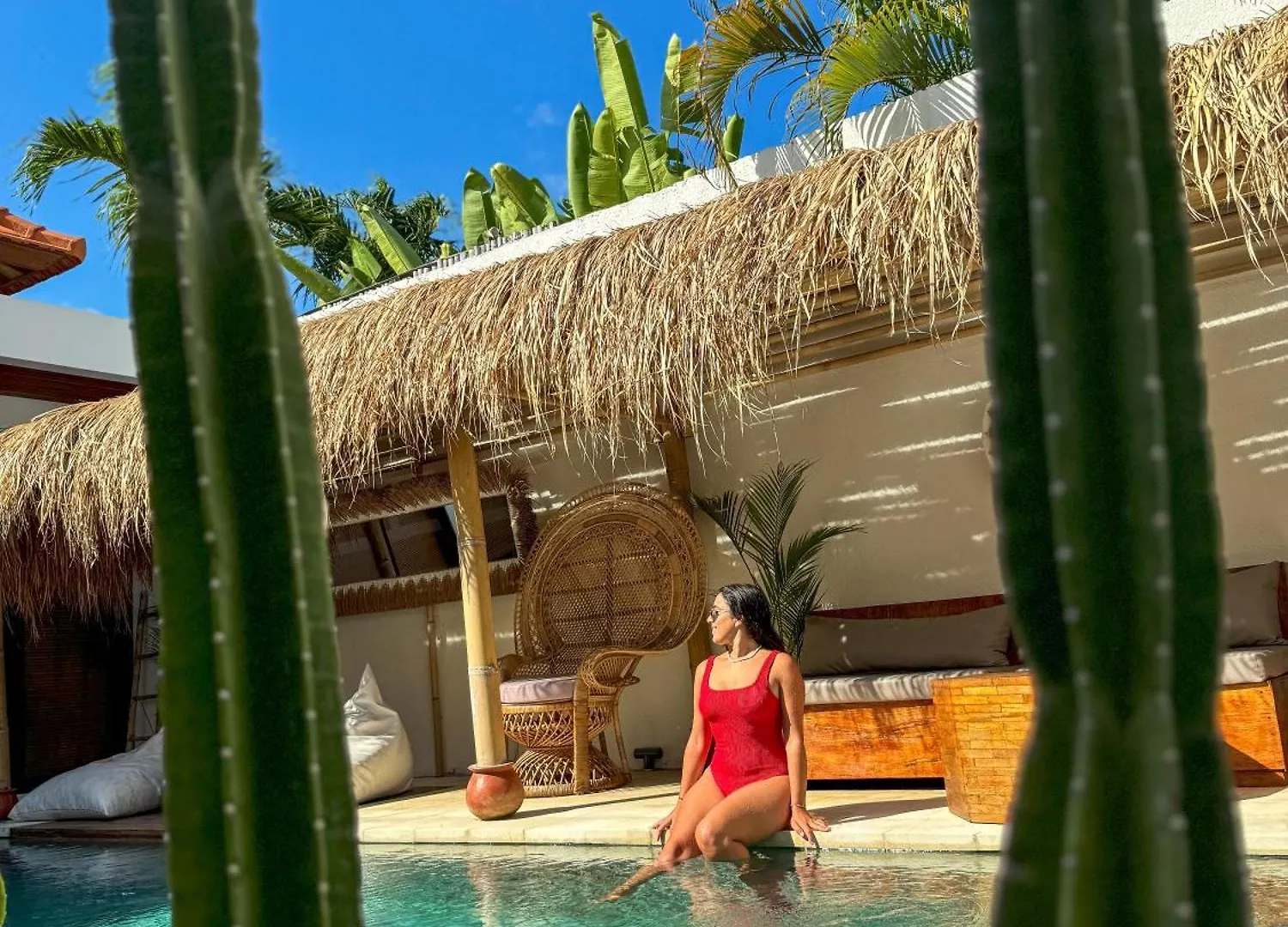 Villa Anoli - 3 Chambres - Centre De Seminyak Ινδονησία