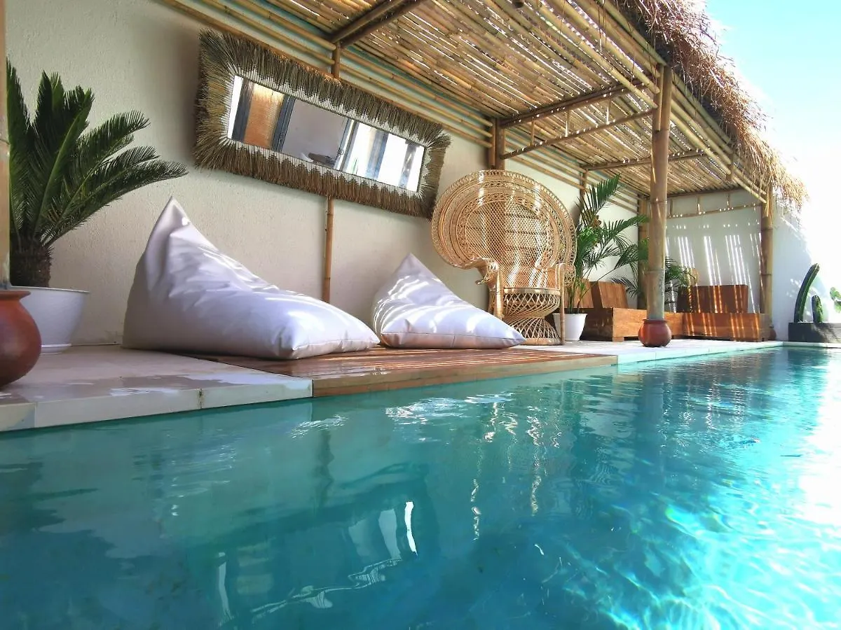 Villa Anoli - 3 Chambres - Centre De Seminyak