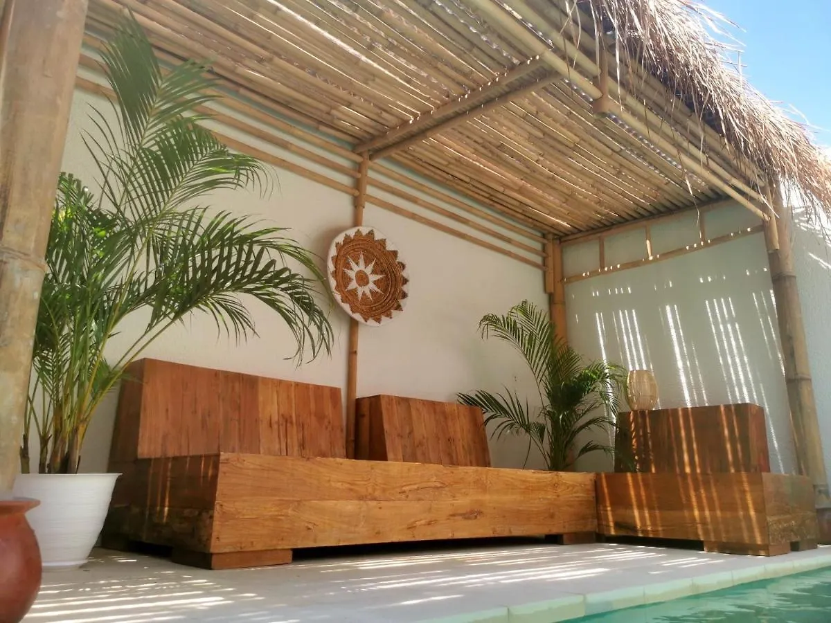 Villa Anoli - 3 Chambres - Centre De Seminyak 0*, Seminyak (Bali)